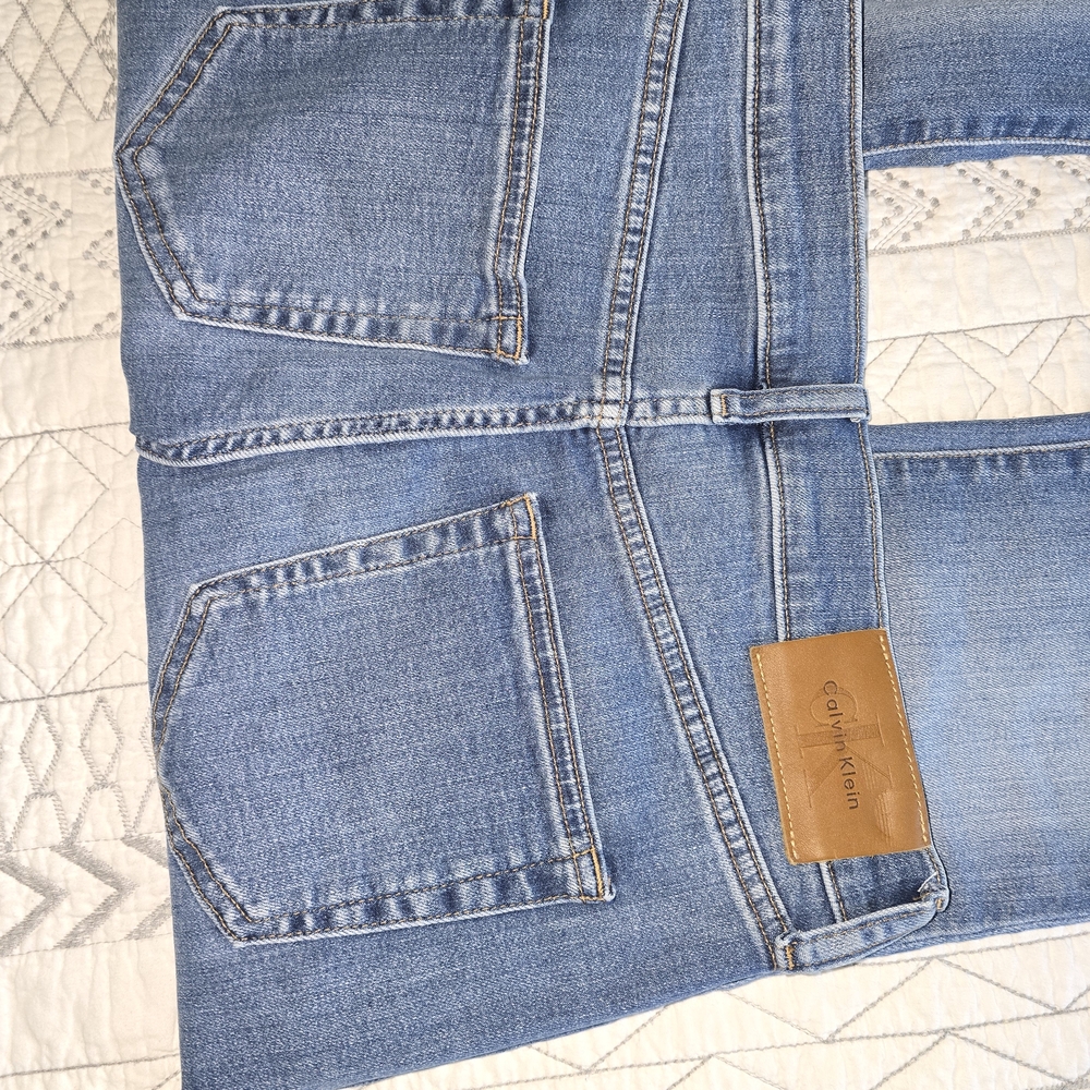 Calvin Klein Flared Jeans 29 - Picture 9 of 10